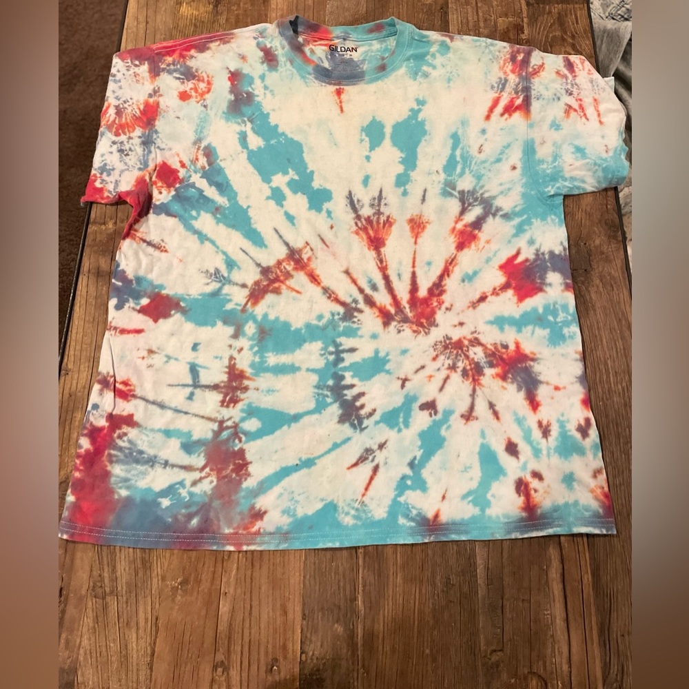 Tiedie tee